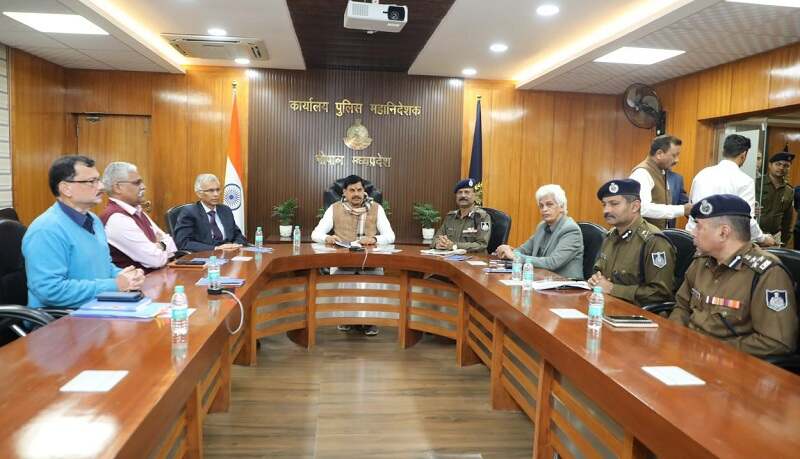 l-bhopal251125101914-1764099909