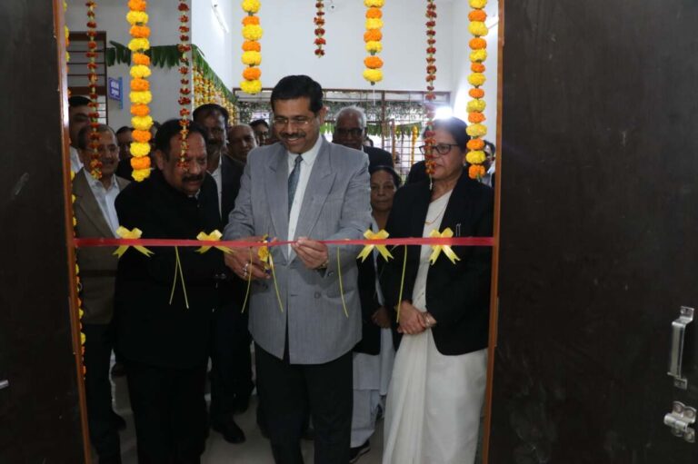 जिला न्यायालय नर्मदापुरम में (1)