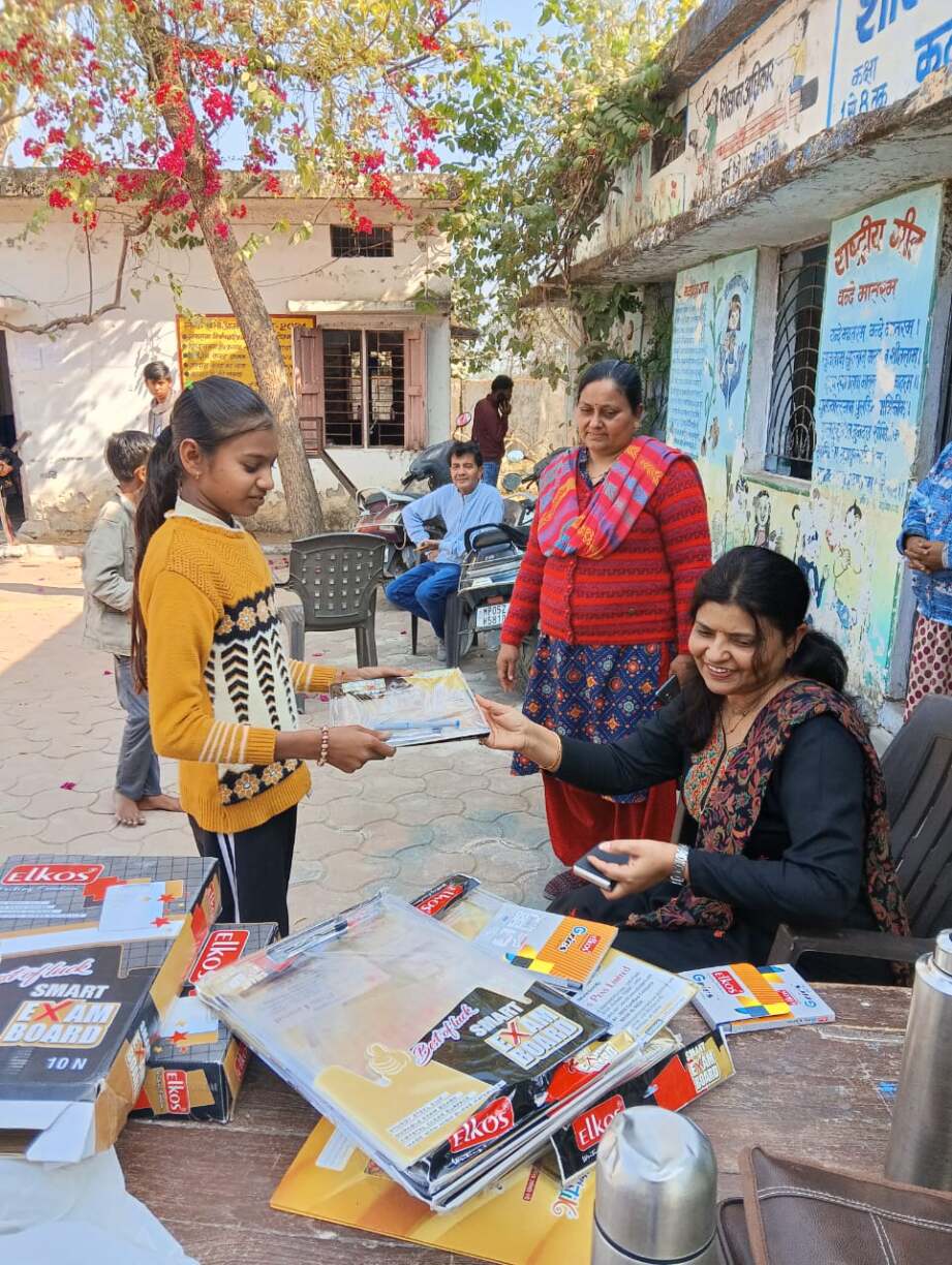 मिशन परिवर्तन @100 बना बच्चों की मुस्कान का माध्यम (4)