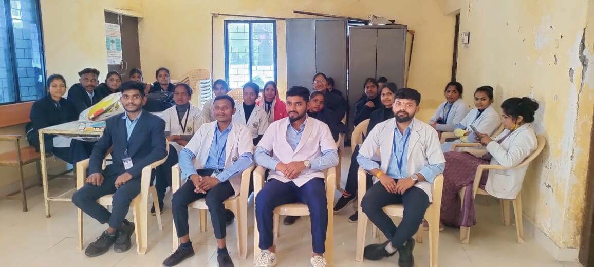 स्वामी विवेकानंद जयंती पर रेडक्रॉस द्वारा सेवा सप्ताह का आयोजन