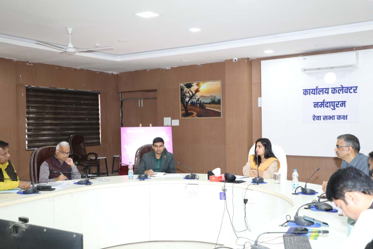 वित्तीय वर्ष समाप्ति के पूर्व सभी विभाग शत )