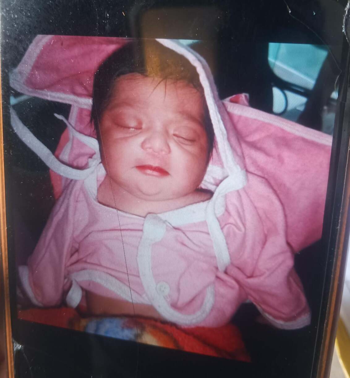 खुशियों की दास्_तां (2)