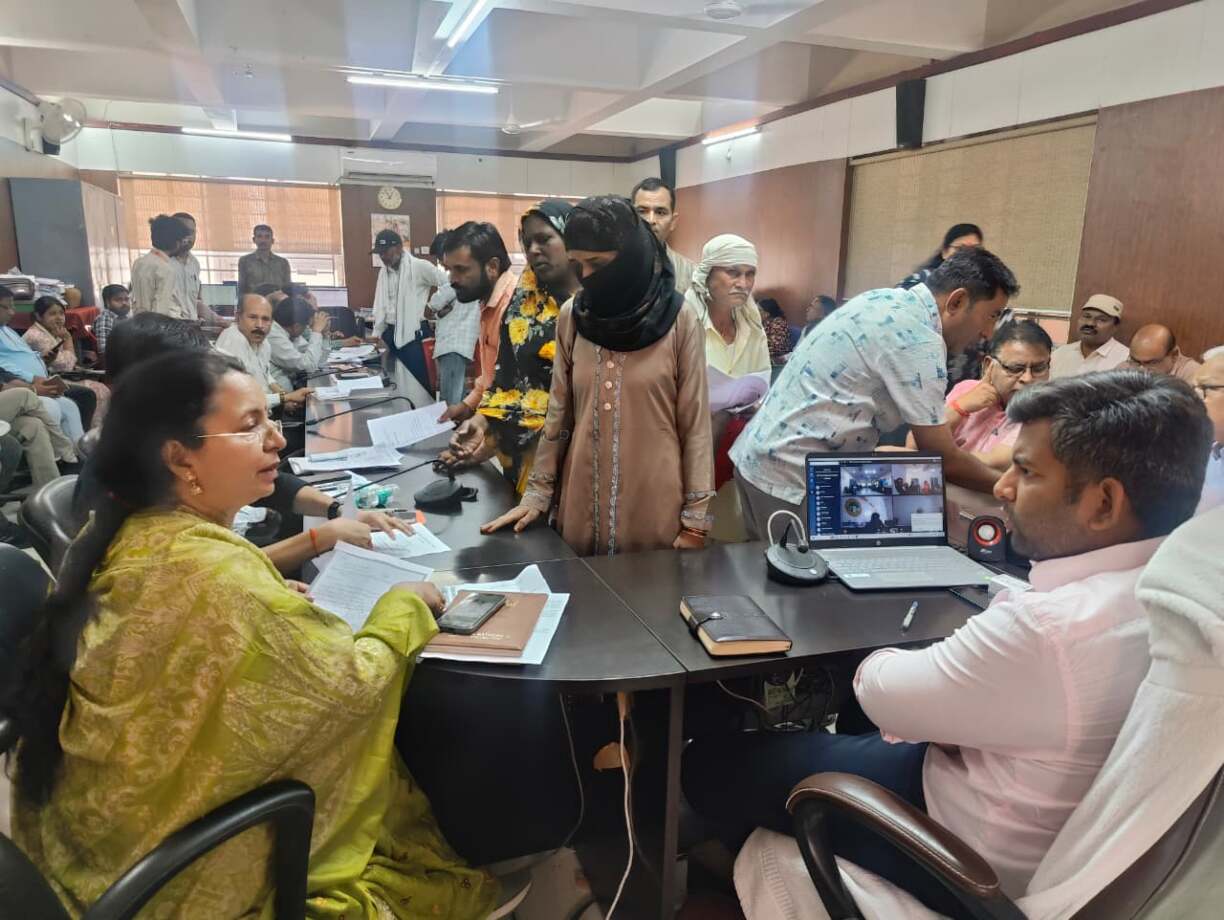 जनसुनवाई में 47 आवेदनों पर हुई सुनवाई, (2)