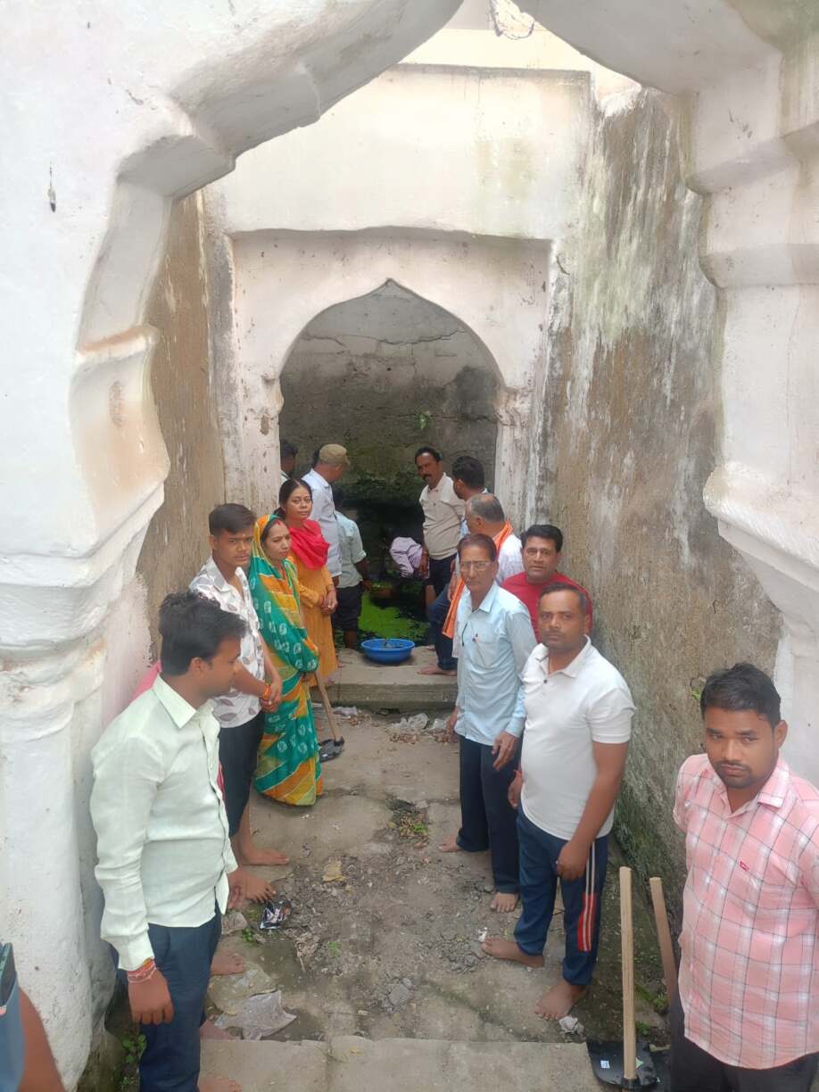 नर्मदापुरम में जल गंगा संवर्धन अभियान 2026 का व्यापक शुभारंभ (2)