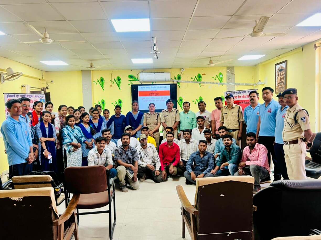 भूकंप पूर्व तैयारी एवं क्षमतावर्धन कार्यक्रम आयोजित (1) (1)