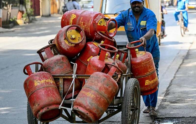 0000000000-1776581387