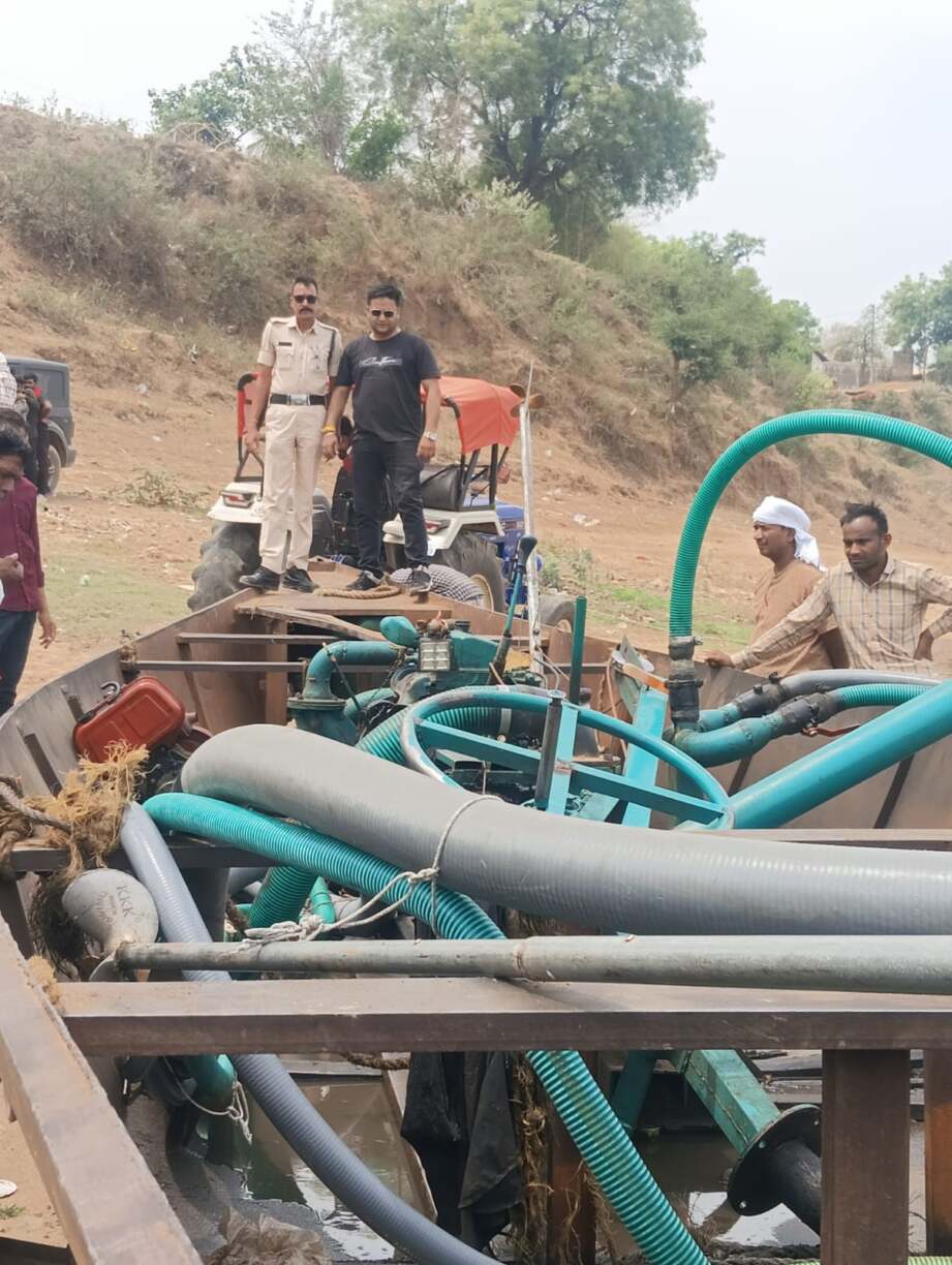 अवैध रेत उत्खनन