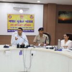 नशे मुक्ति के लिए व्यापक स्तर पर किया जाए जन जागरूकता का प्रसार कलेक्टर श्री सोमेश मिश्रा (1)