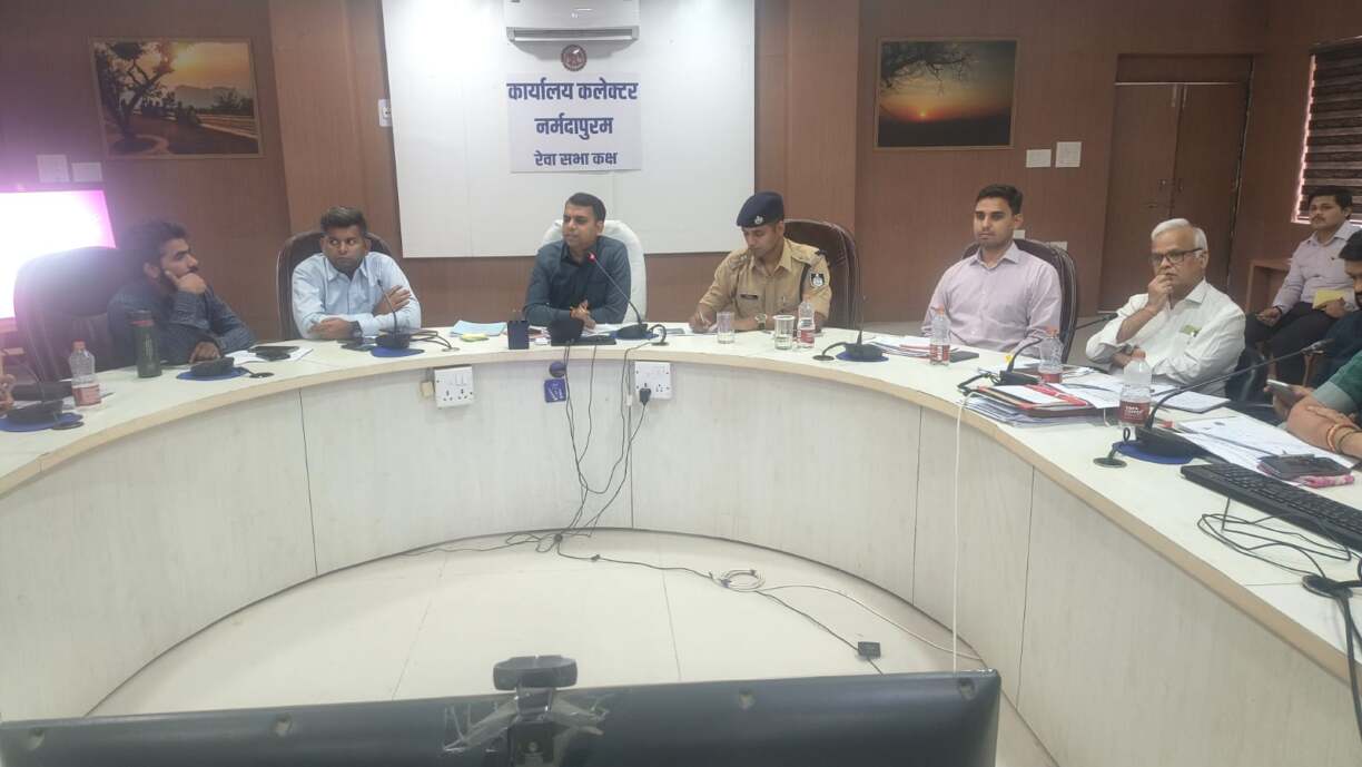 युवाओं को नशे से होने (2)