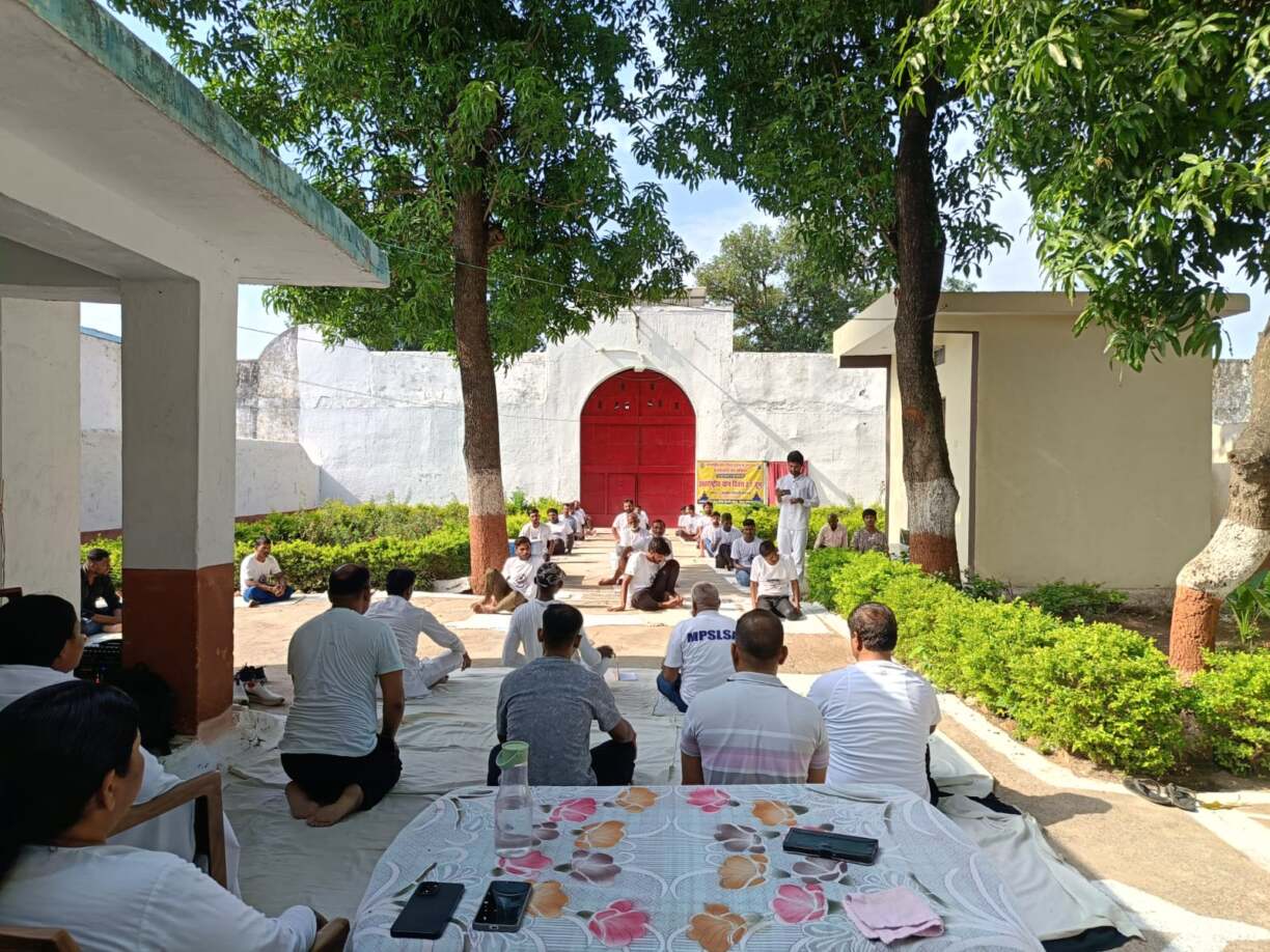 उप-जेल सिवनी मालवा में ब्रह्माकुमारी संस्थान के सानिध्य में अंतरराष्ट्रीय योग दिवस के (2)