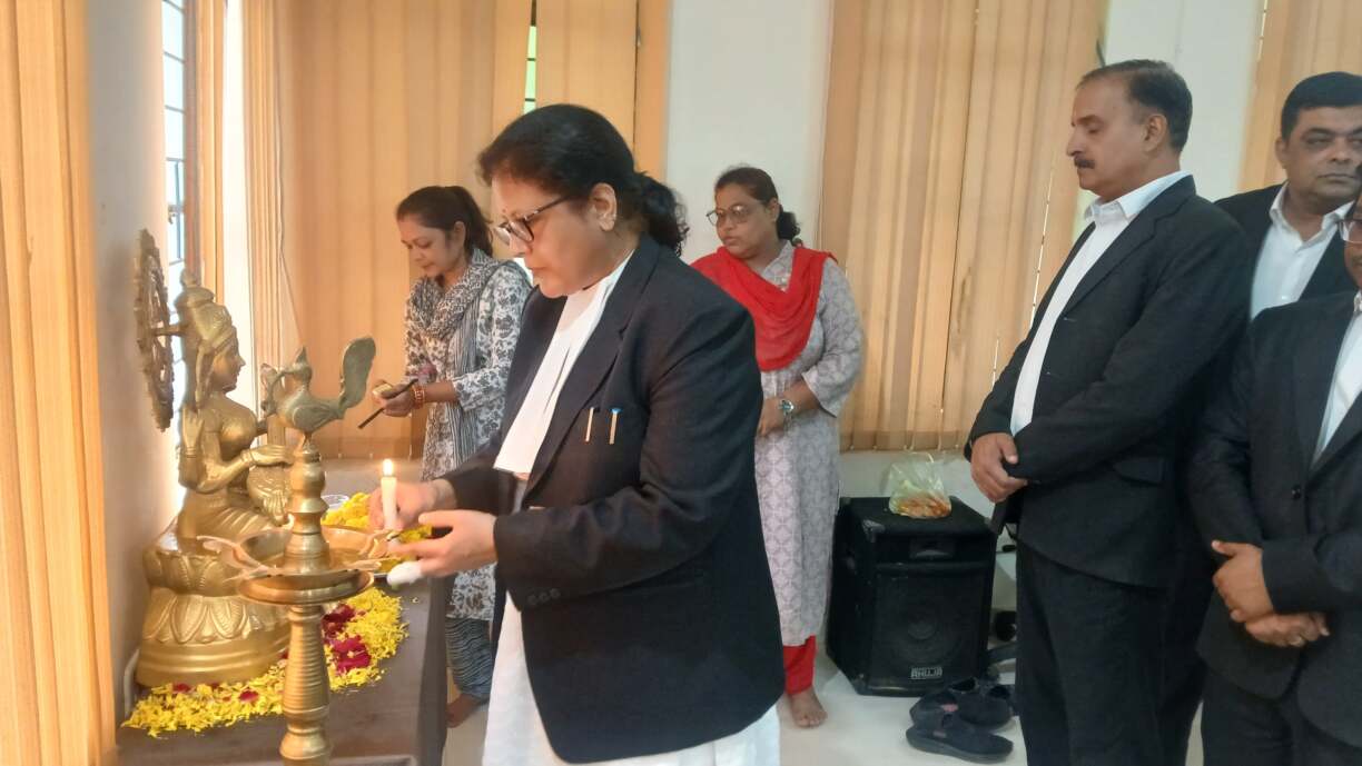 नर्मदापुरम में पैरा)