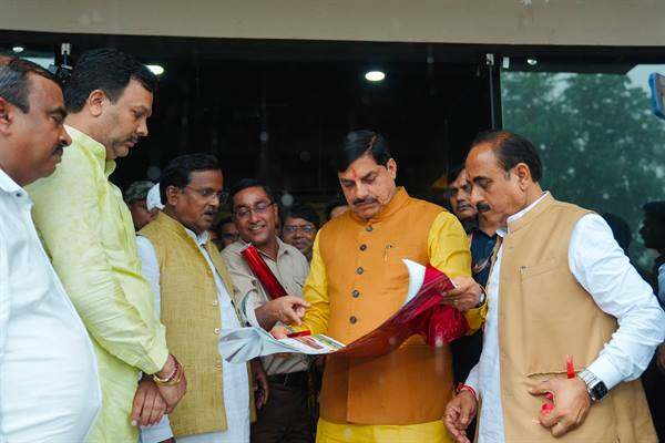 मुख्यमंत्री डॉ. यादव ने निर्माणाधीन रेप्टाइल प