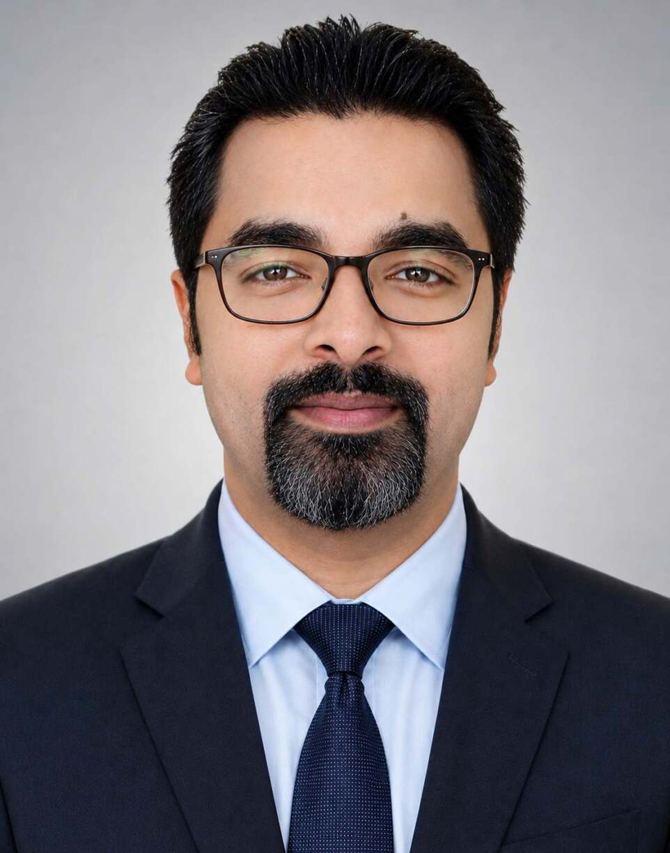Dr. Shailesh Shukla - pp size pic