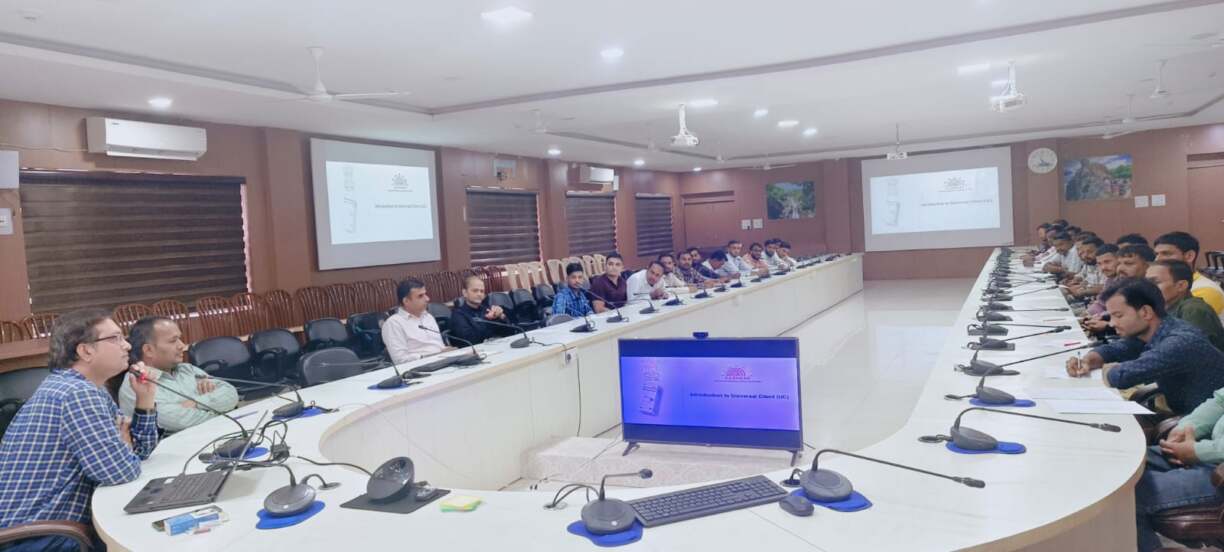 नर्मदापुरम में आधार ऑपरेटर्स का मास्टर ट्रेनिंग सेशन संपन्न (1)