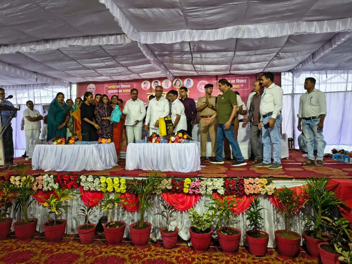 मुख्यमंत्री जन विश्वास अभियान अब हर शुक्रवार प्रशासन जनता के बीच (1)
