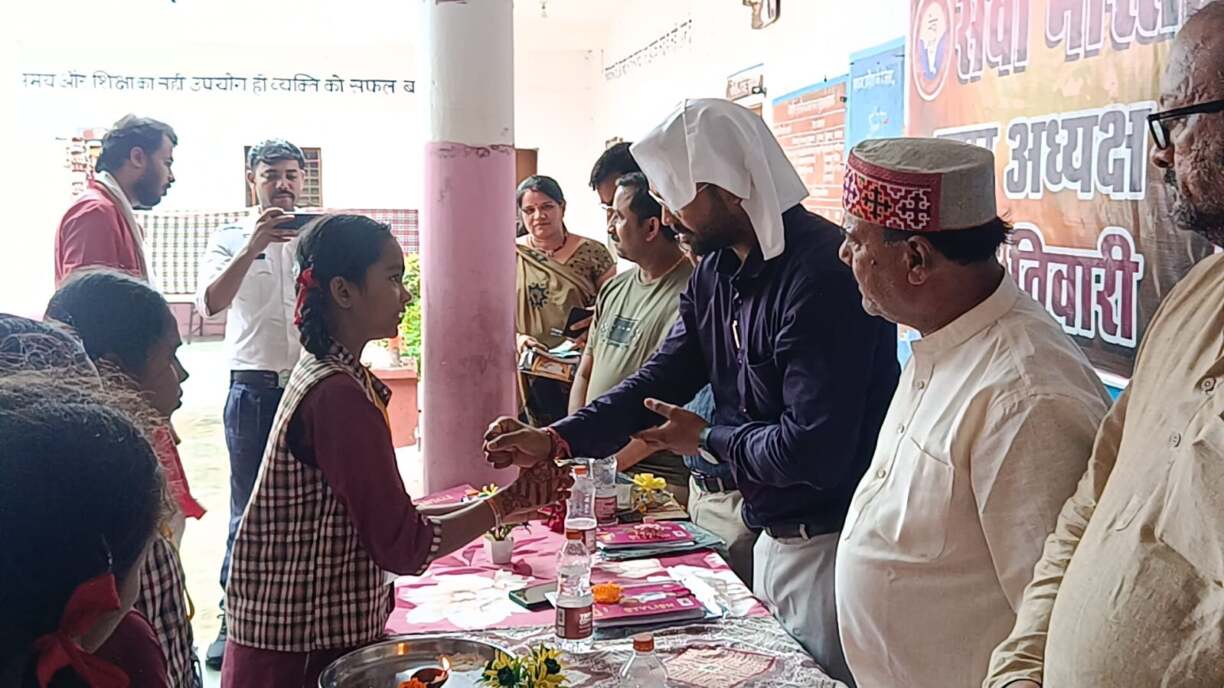 सिवनी मालवा बालिका छात्रावास ई राखी (2)