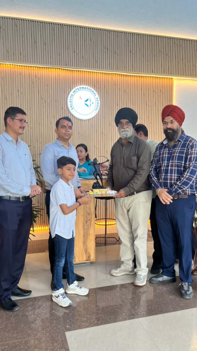 एकलव्य स्कूल में अंतरराष्ट्रीय शतरंज प्रतियोगिता का शुभारंभ (1)